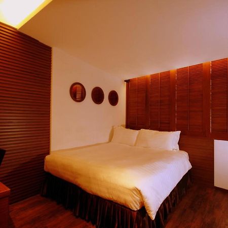 Mingle At The Eden Hotel Hong Kong Exterior photo