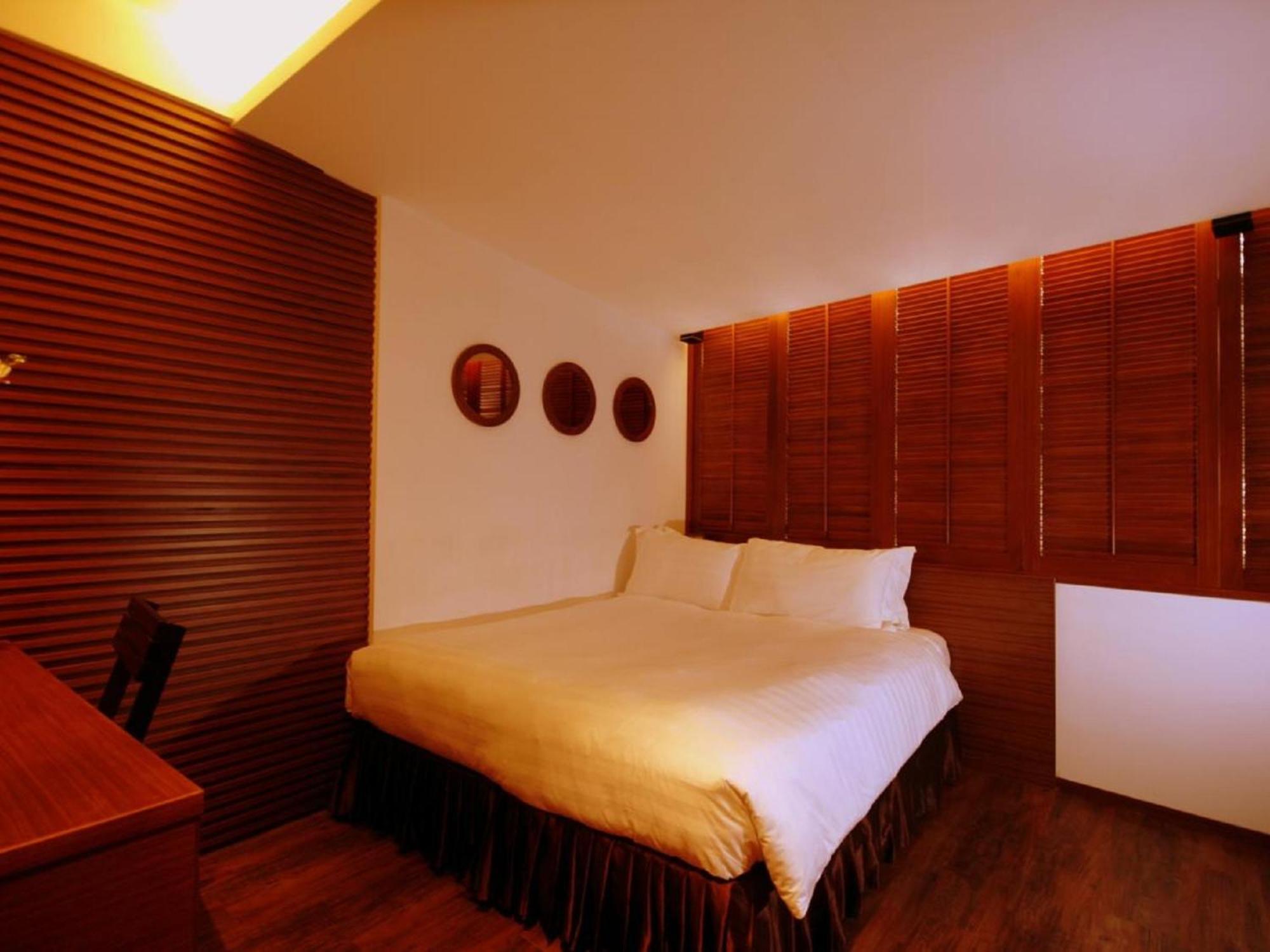 Mingle At The Eden Hotel Hong Kong Exterior photo